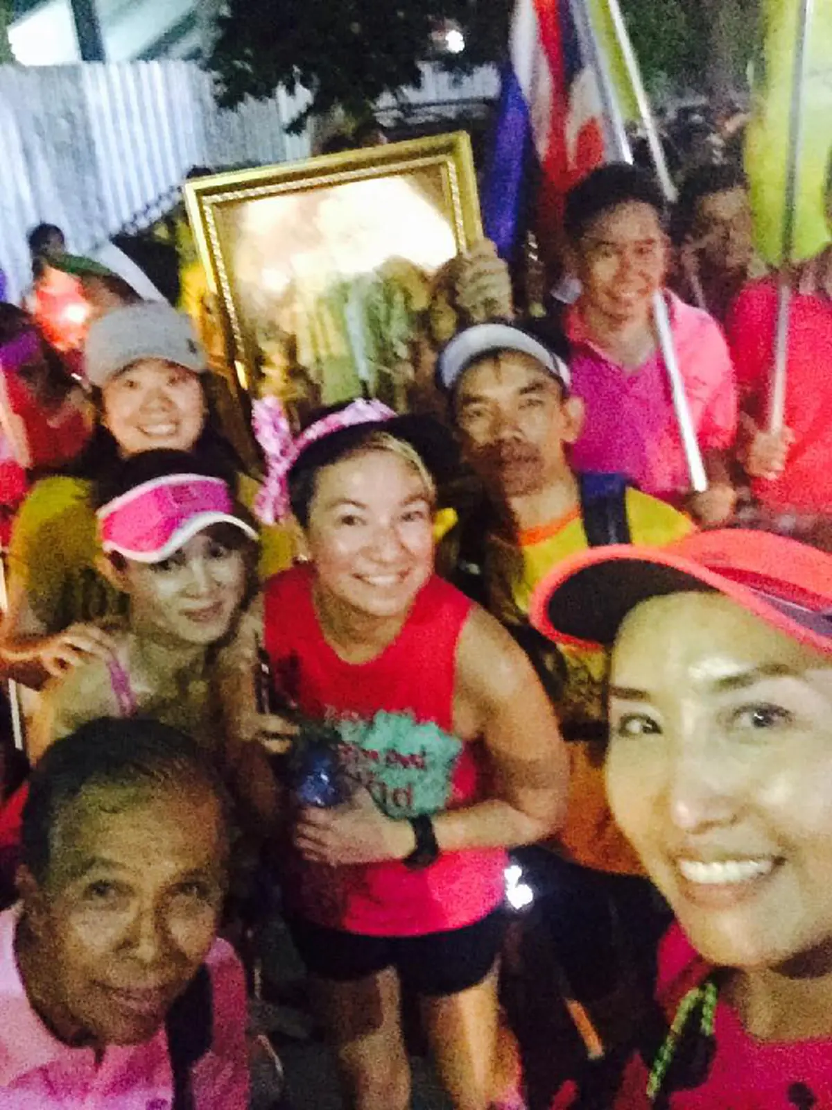เต็มเปี่ยมด้วยพลัง  จากหัวใจที่ภักดี ขอบพระคุณอย่างที่สุด...เรารักในหลวง(มีภาพ)