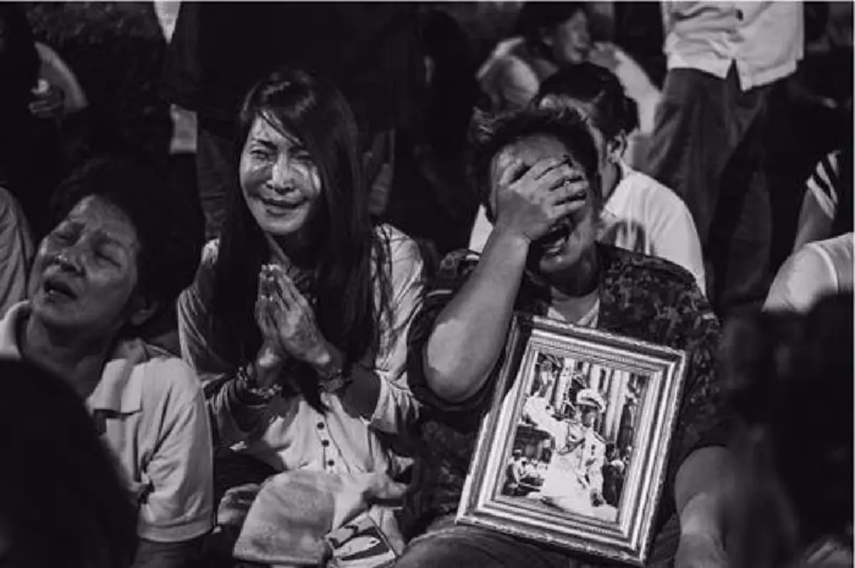 คุณรู้สึก..เราคนไทยรู้สึกเหมือนกัน !!! ก.วัฒนธรรมตามหา 11  ตัวแทนคนไทยจาก 9 ภาพความจงรักภักดี  " ในหลวง  รัชกาลที่ 9 " 