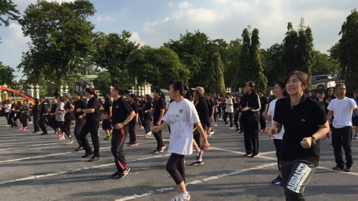 จะมีดราม่ามั้ย??? สำนักงานที่ดิน จ.อุดร ติดประกาศทุกวันพุธงดรับคิวหลังเที่ยงเพราะจะต้องทำตามมติครม.