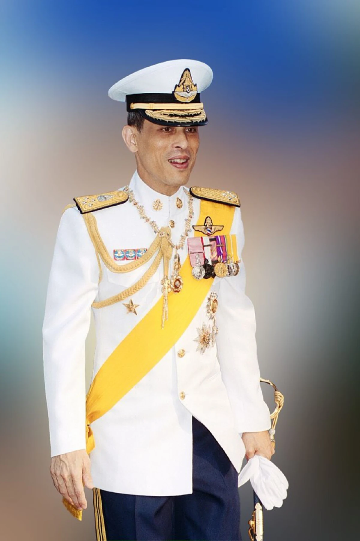 สำนักงานปลัด สำนักนายกฯ อัญเชิญพระบรมฉายาลักษณ์ "สมเด็จพระเจ้าอยู่หัว รัชกาลที่ ๑๐"ให้ปชช.ดาวน์โหลด (ภาพ)