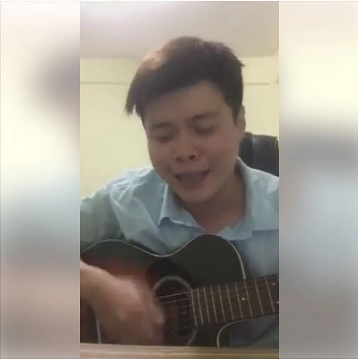 "แต่งเพลงให้พี่ตำรวจ" แบบนี้จะไม่เป็นอะไรจริงๆใช่ไหม?? ชาวเน็ตแห่แชร์คลิปหนุ่มร้องเพลงให้ตำรวจไทย ฟังไป เสียวสันหลังไป!! (ชมคลิป)