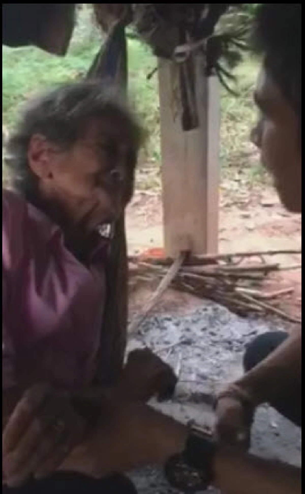 ช่วยต่อลมหายใจ คุณยายคนดังโลกโซเชียลหลังร้องไห้ใต้ถุนบ้าน น้ำใจคนไทยยิ่งใหญ่จริงๆ 