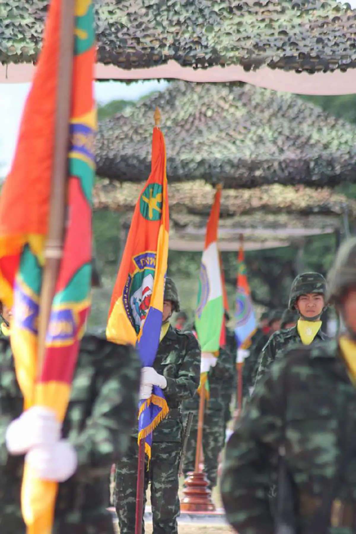 เริ่มฝึกซ้อม!!! "พิธีสวนสนามสาบานตนต่อธงชัยเฉลิมพล" ที่มีเพียงปีละ 1 ครั้ง ในอีกไม่กี่วันนี้ (ชมภาพ)