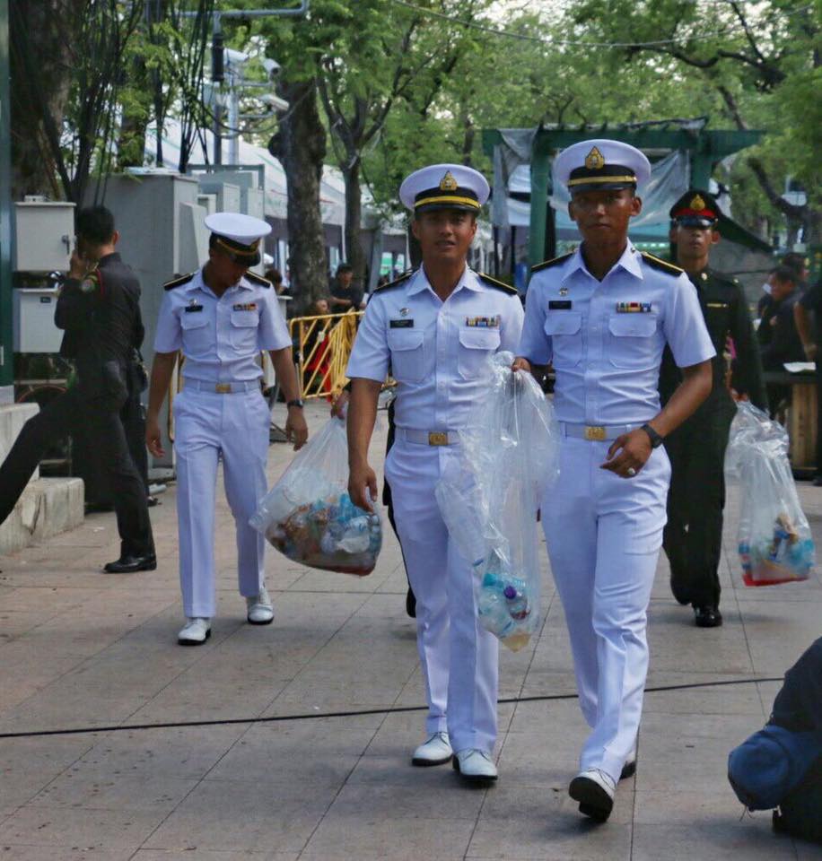 รวมกัน 91+ ภาพพื้นหลัง นักเรียน ทหาร ครบถ้วน