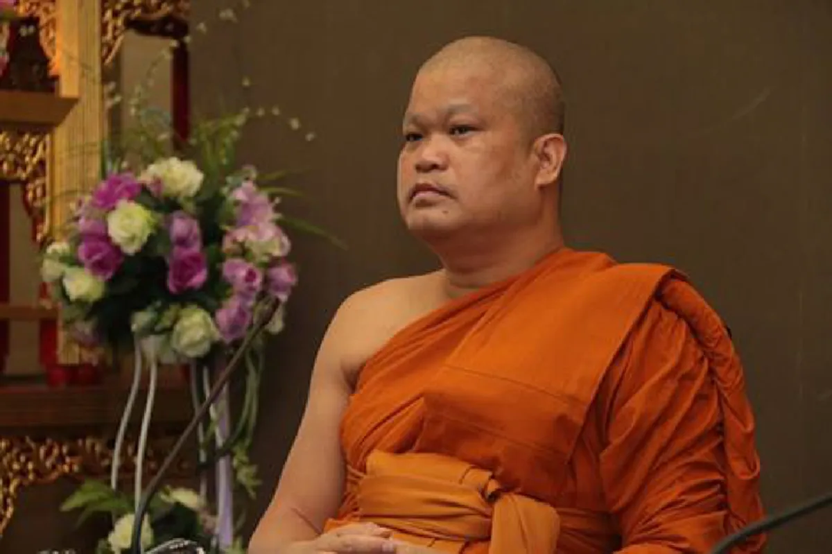 ความเห็นตรงกันตลอด!!??..."พระเมธี"กับฝ่ายเสื้อแดง ทำไมความเห็นสอดคล้องกันไปหมด??...ทั้งๆที่ไม่ใช่เรื่องการเมือง(มีคลิป)