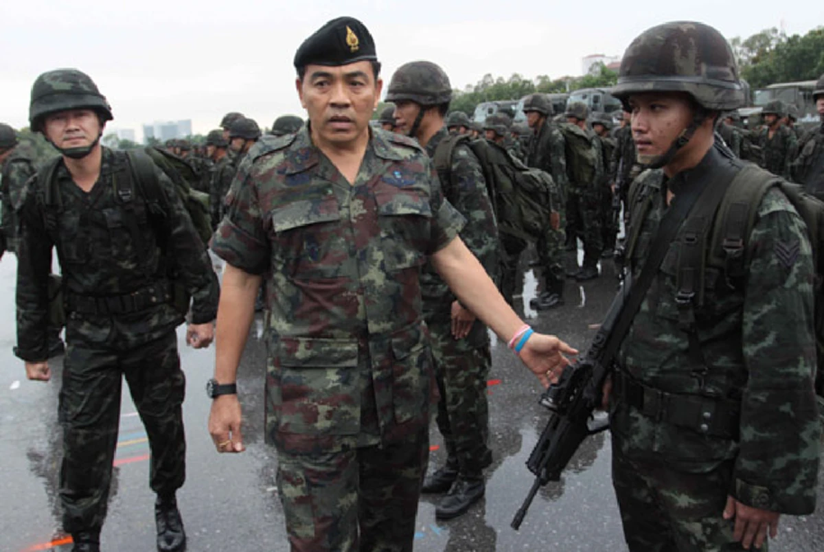 "องคมนตรี"คนที่14..."พลเอกกัมปนาท"จากนายทหารระดับพระกาฬ ผู้พิทักษ์ราชบัลลังก์ด้วยชีวิต จากขบวนการล้มเจ้า(รายละเอียด)