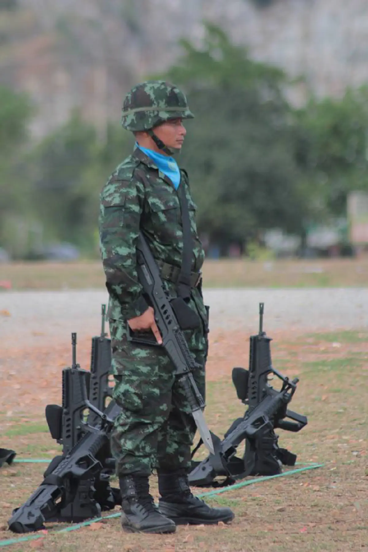 เริ่มฝึกซ้อม!!! "พิธีสวนสนามสาบานตนต่อธงชัยเฉลิมพล" ที่มีเพียงปีละ 1 ครั้ง ในอีกไม่กี่วันนี้ (ชมภาพ)