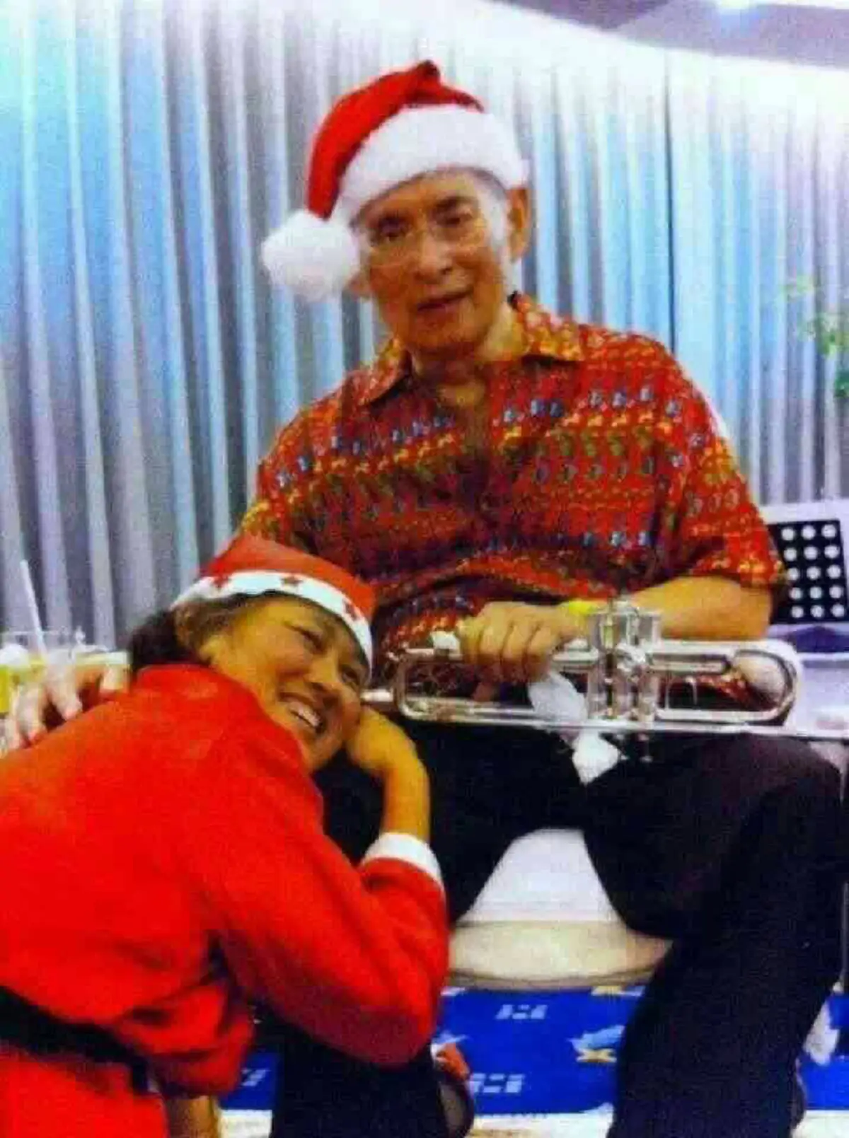 ภาพวันแห่งความสุข ที่คนไทยทุกคนคิดถึงและตราตรึงอยู่ในหัวใจ