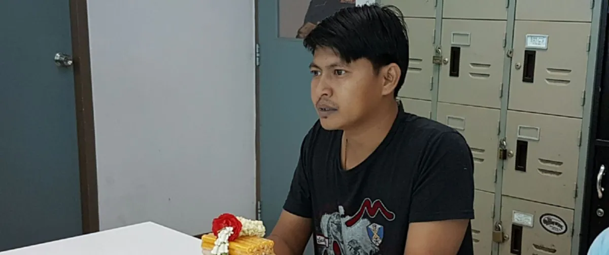 พูดมาได้ไง..สำนึกผิด!!! พ่อเลี้ยงใจยักษ์ตบกระทืบซ้ำเด็กวัยแค่5ขวบในคลิปฉาวโผล่มอบตัว ขอสังคมให้อภัยอ้างเครียดภาระครอบครัว??