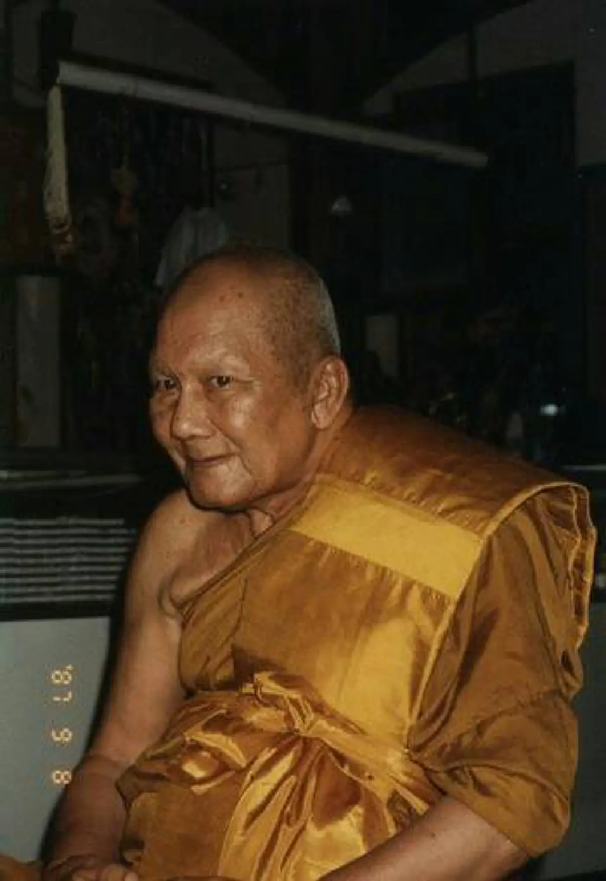 กราบสาธุๆ!!! บารมี "หลวงพ่อเปิ่น" แห่งวัดบางพระ สุดยอดพระเกจิผู้สร้างตำนาน ยันต์เสือโคร่ง ที่ศิษยนุศิษย์ต่างให้ความศรัทธา!!!