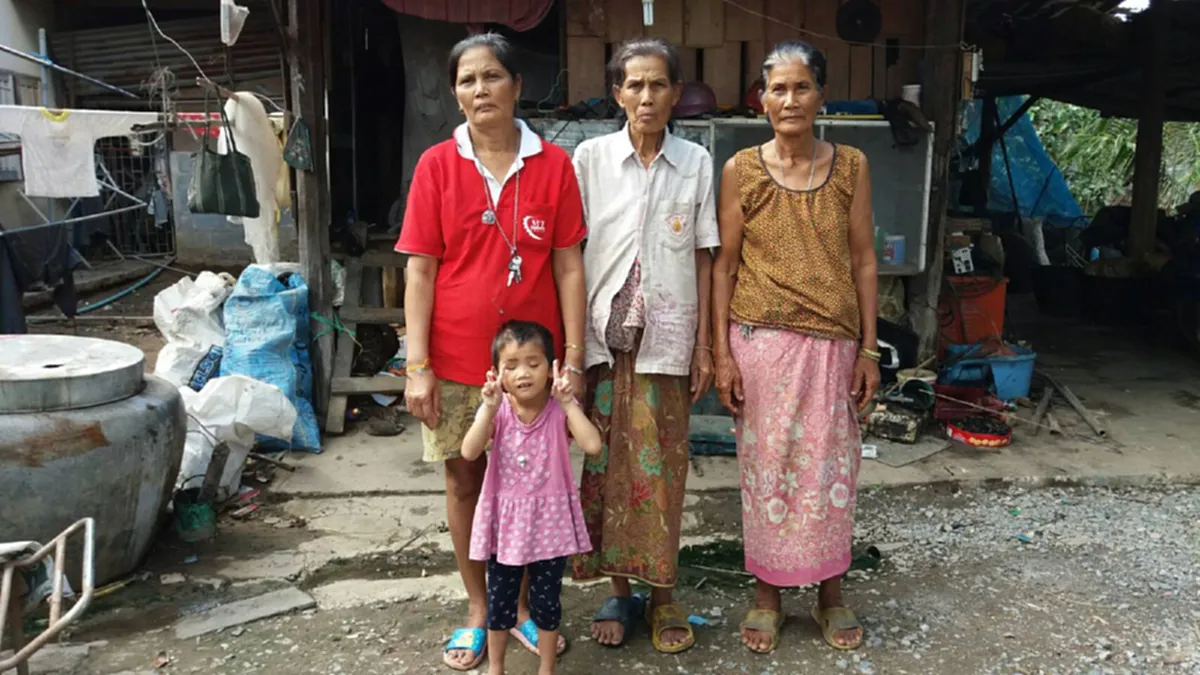 ถึงขั้นต้องกราบหัวใจ!! อนุโมทนาบุญอดีตนักร้องลูกทุ่งดังเสียสละดวงตา1ข้างให้"น้องไข่มุก" เด็กน้อยอาภัพหวังคืนโอกาสให้ชีวิตมองเห็นโลกอีกครั้ง