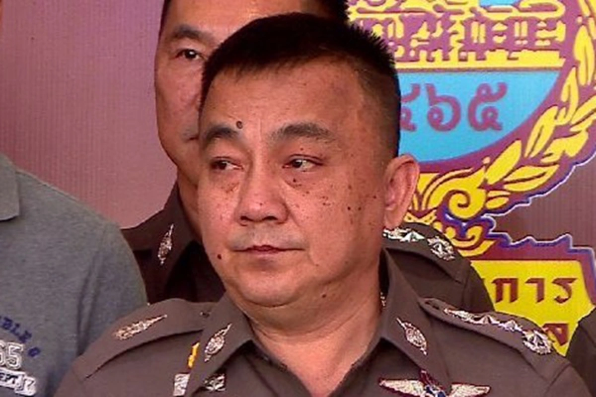 เหลือเชื่อ..เราจะปล่อยไปอย่างนี้หรือ!"ศรีวราห์"เปิดแฟ้มคดีโยง"ธรรมกาย-พระธัมมชโย"ล่าสุดพุ่ง308คดีมีหมายจับอีก8รายแต่ยังจับCEOห่มเหลืองไม่ได้