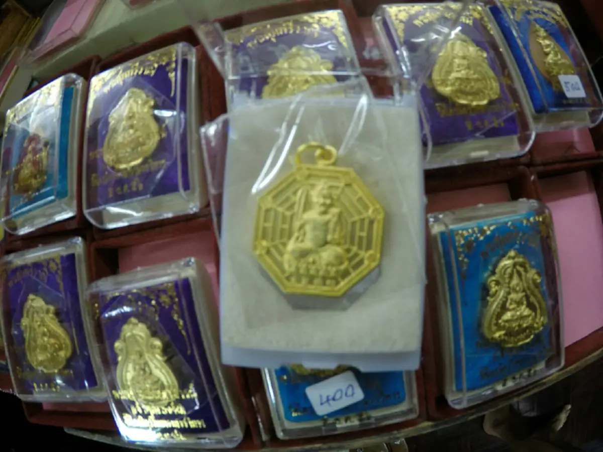 ชมเลย!!! ทีนิวส์พาดูวัตถุมงคลเจ้าคุณธงชัยนำวอลเลย์สาวไทยไปโอลิมปิก