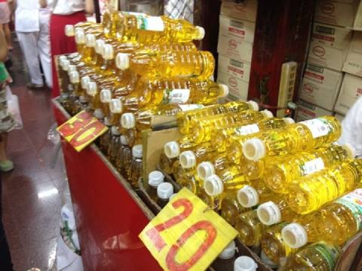 ศาลเจ้าพ่อเสือ เสาชิงช้า