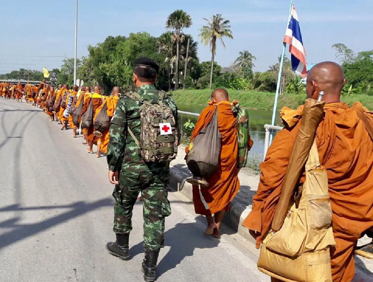 นี่ก็หน้าที่ทหาร!!! เห็นแล้วพูดได้คำเดียว"สาธุ" สมแล้วที่เป็น "ที่พึ่งของประชาชน" ทำได้ทุกอย่างจริงๆ (รายละเอียด+ภาพ)