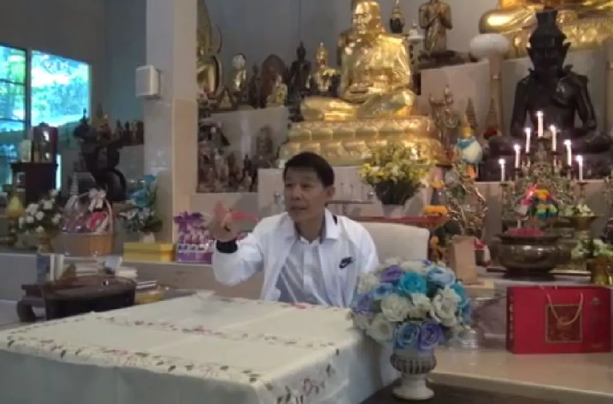 คนดูชอบ..คนละหมัดหนักๆ !!  "วารินทร์" เปิดเกมส์โต้ "ทนายสงกานต์"  ปูดโหรดังภาคเหนือบุกรุกตัดไม้ป่าน่าน   ลั่นถึงเวลาจัดการคนใส่ร้าย ??