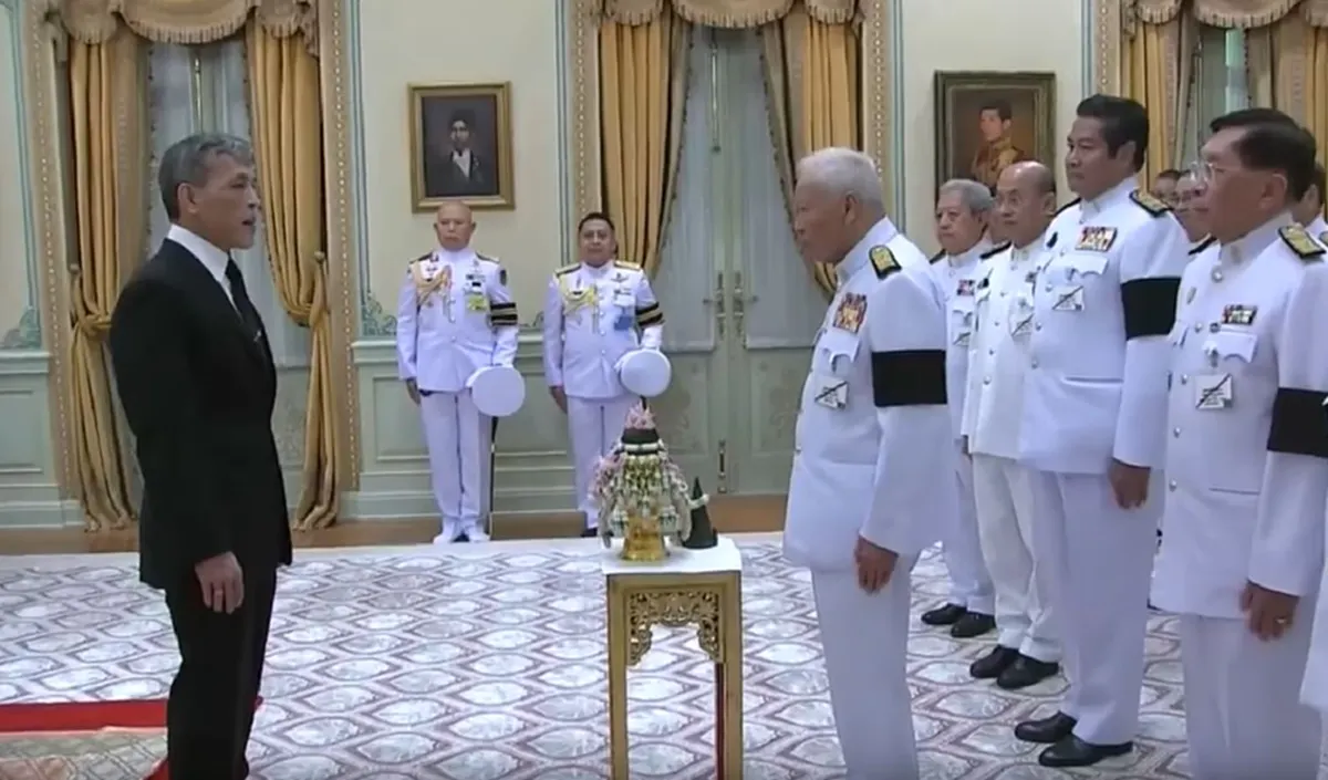 "ได้ป๋ามา ก็อุ่นใจแล้ว"...ทรงตรัสกับคณะองคมนตรีที่เข้าเฝ้าฯ ถวายสัตย์ปฏิญาณ และขอบคุณ "ป๋าเปรม" คน 5 แผ่นดิน "ประธานองคมนตรี 2 รัชกาล" !!!