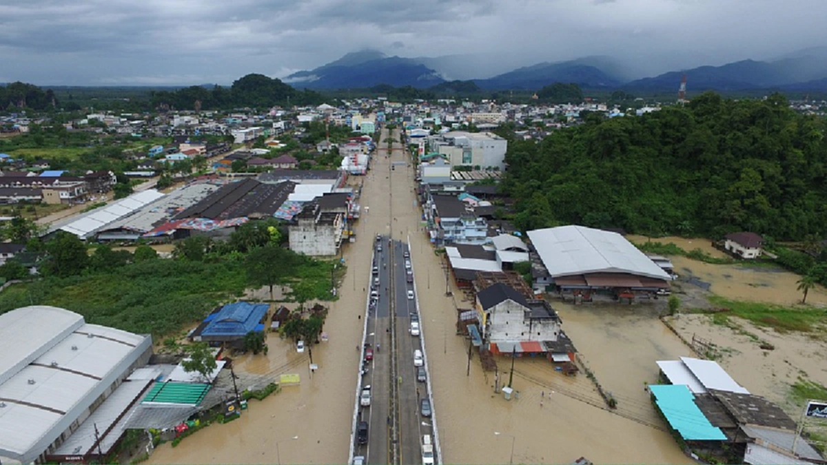 "คิดถึงพ่อ"...สิ่งที่"ในหลวง ร.9"ฝากไว้ ให้ชาวหาดใหญ่ได้พ้นภัยน้ำท่วม นับเป็นพระมหากรุณาธิคุณ ที่จะจดจำไว้ในหัวใจไปจนวันตาย...