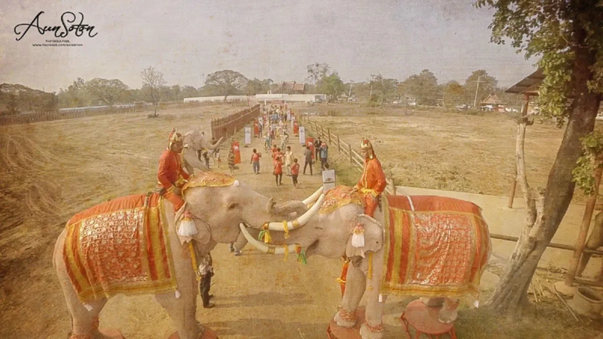 สมกับเป็นงานช้างจริงๆ!!! เปิดภาพวิวาห์หวาน "หมอพลอย" ควาญช้างหญิงกับหนุ่มเจ้าของฟาร์มม้า อะไรจะเวอร์วังขนาดนี้?