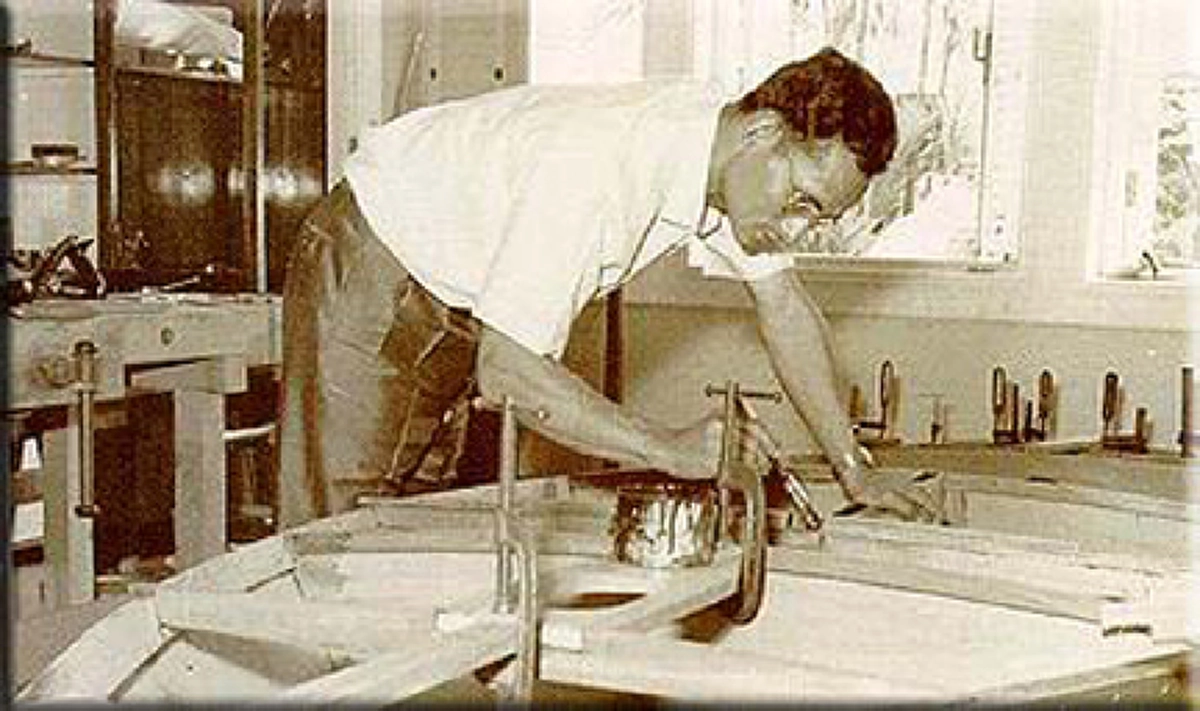 คิดถึงพ่อ สุดหัวใจ!! เผยคลิปขณะ "ในหลวง ร.9" ทรงเรือใบ ที่หลายคนไม่เคยเห็นมาก่อน (มีคลิป)