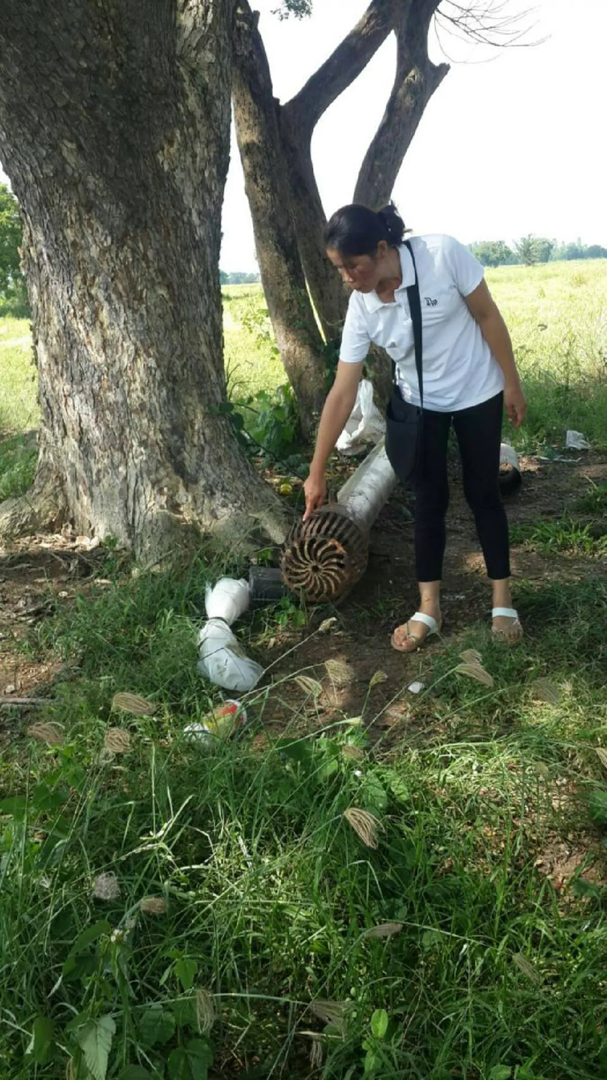 ลือสะพัด!! ชาวนาพิจิตรผูกคอตาย เซ่นราคาข้าวตก ล่าสุด ญาติยันชัดเครียดหลายเรื่อง หนี้รุมเร้า!!
