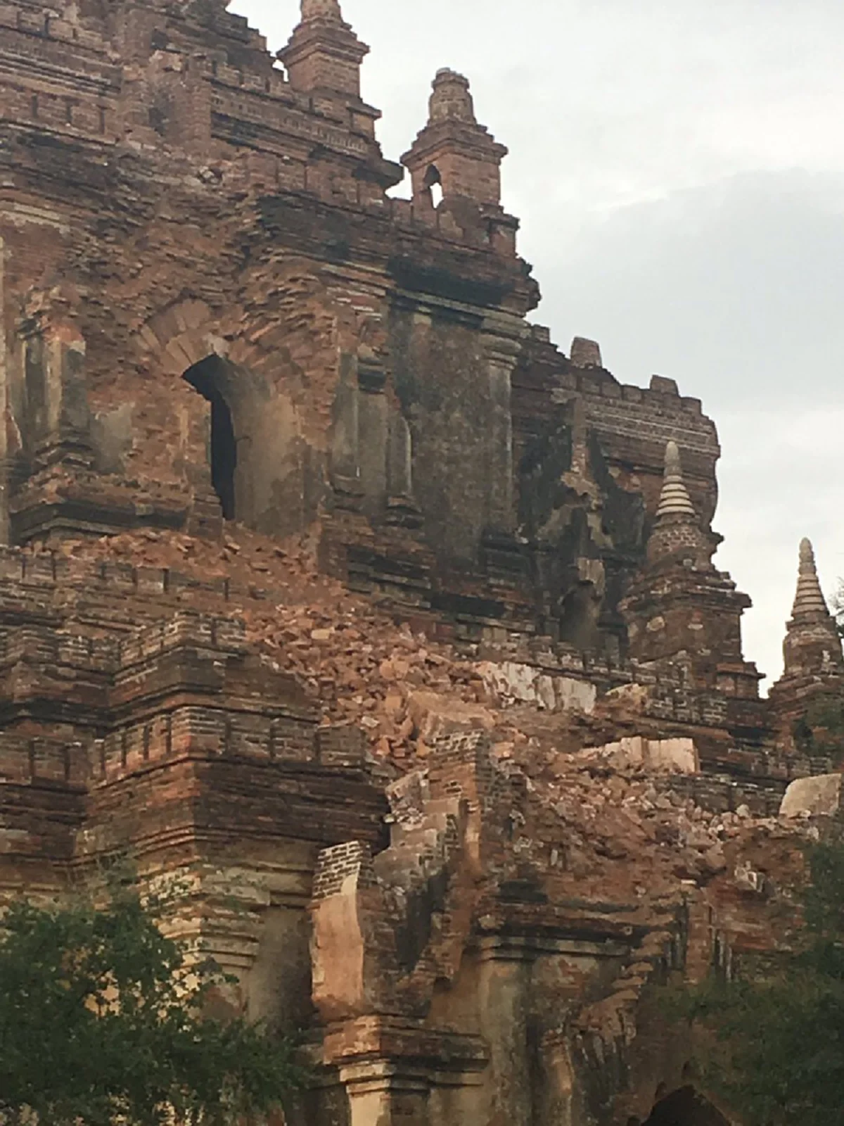 ด่วน!!!! แผ่นดินไหว 7.0 ที่พม่า สะเทือน"เจดีย์เมืองพุกาม"พินาศ(รายละเอียด)