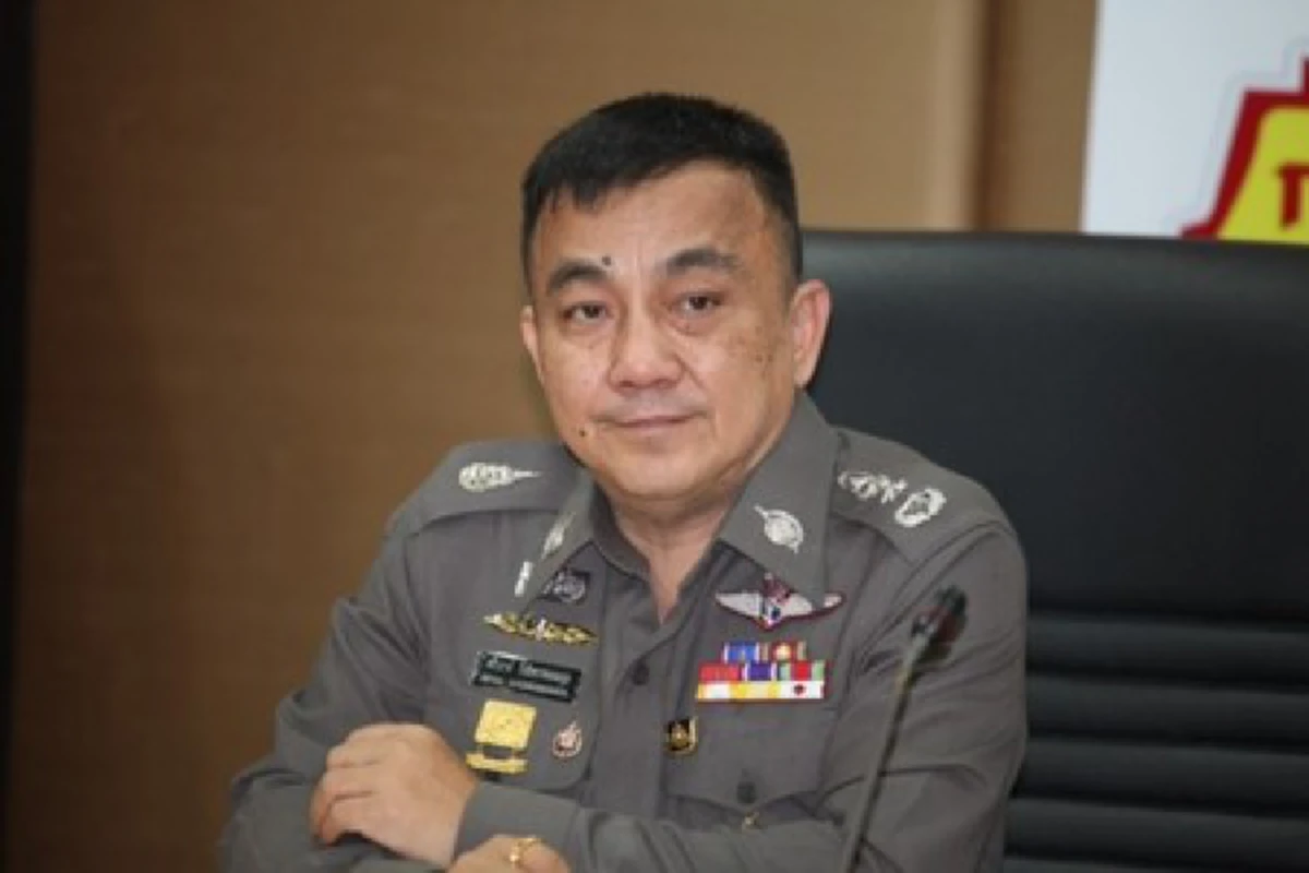 ศรีวราห์ เผยทหารจับตาอยู่ ประเมินสถานการณ์ขอหมายค้น ยันตำรวจพร้อมร้อยเปอร์เซ็นต์จับ พระธัมมชโย ชี้ องอาจพยายามเชื่อมสถาบัน