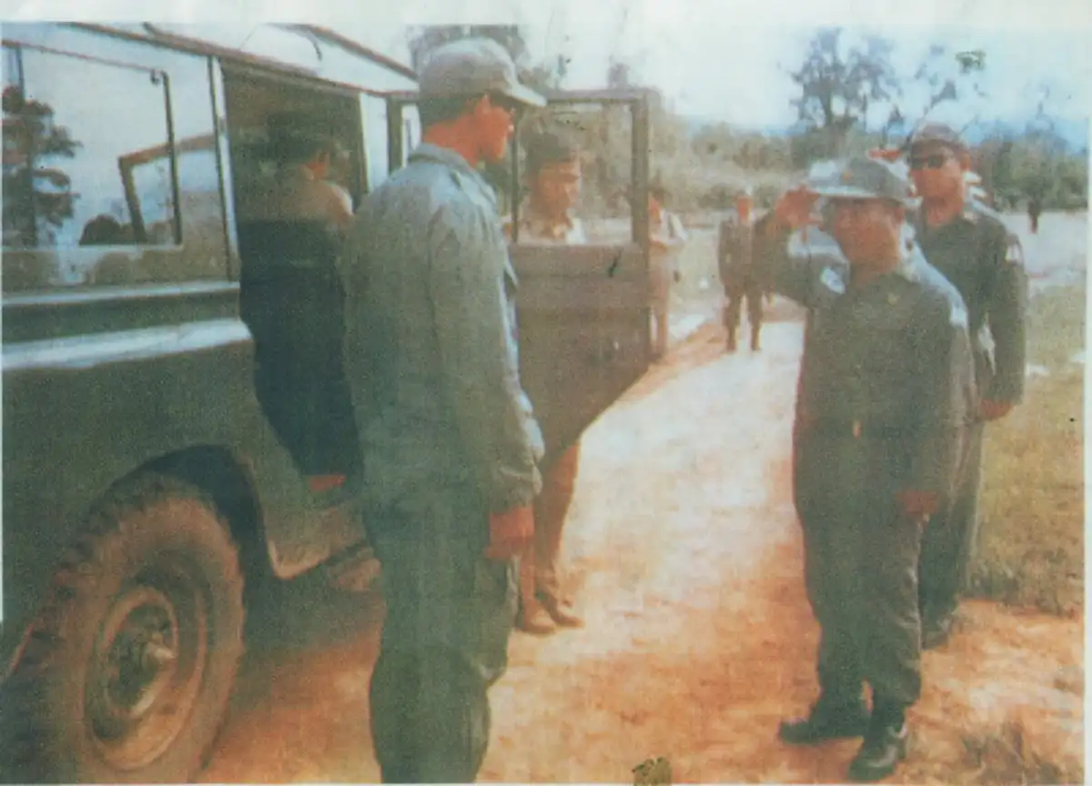 ประมวลภาพ แห่งความทรงจำ "ในหลวง" เสด็จไปในถิ่นทุรกันดาร ทรงงานหนัก เพื่อพสกนิกร!!  