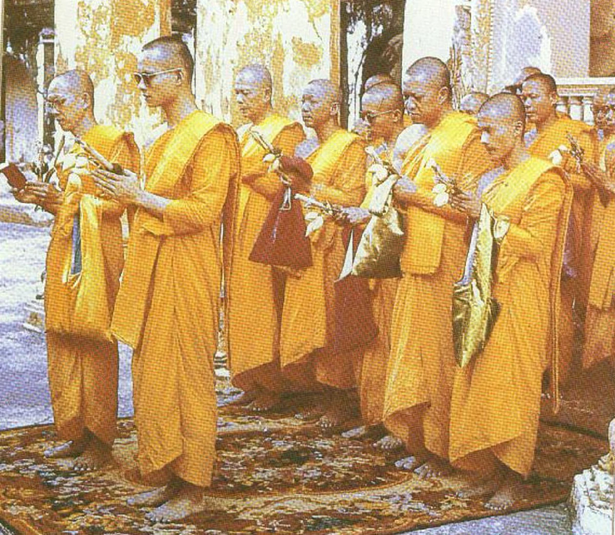 "ทำคัมภีร์ดีแล้วคนใช่จะบรรลุธรรมหมด"พระราชดำรัสที่แสดงถึงความแตกฉานในคัมภีร์ทางพระพุทธศาสนาของพระบาทสมเด็จพระปรมินทรมหาภูมิพลอดุลยเดช