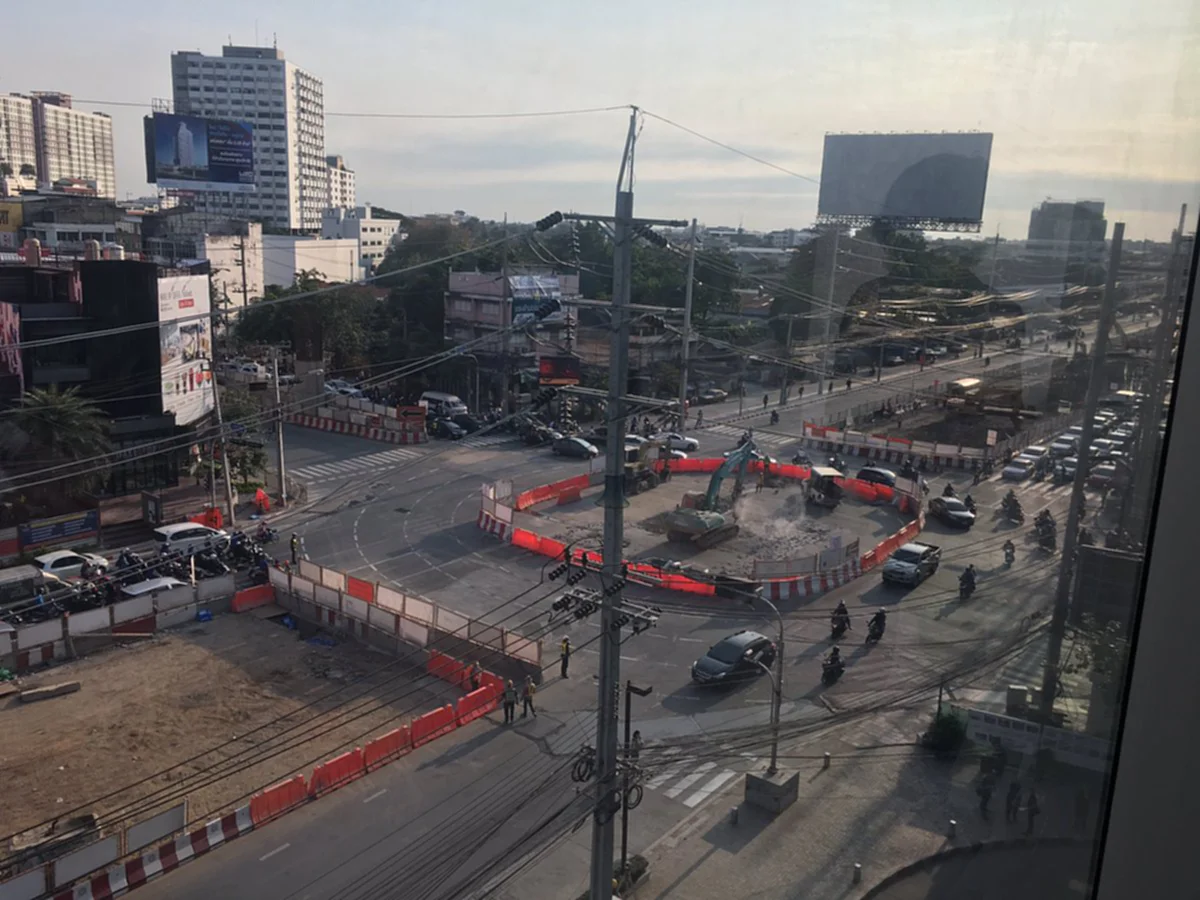 Thailand Only!!!ปรับจราจรรายวัน ใครจะผ่านแยกรัชโยธินเปิดอ่านโดยพลัน (รายละเอียด)