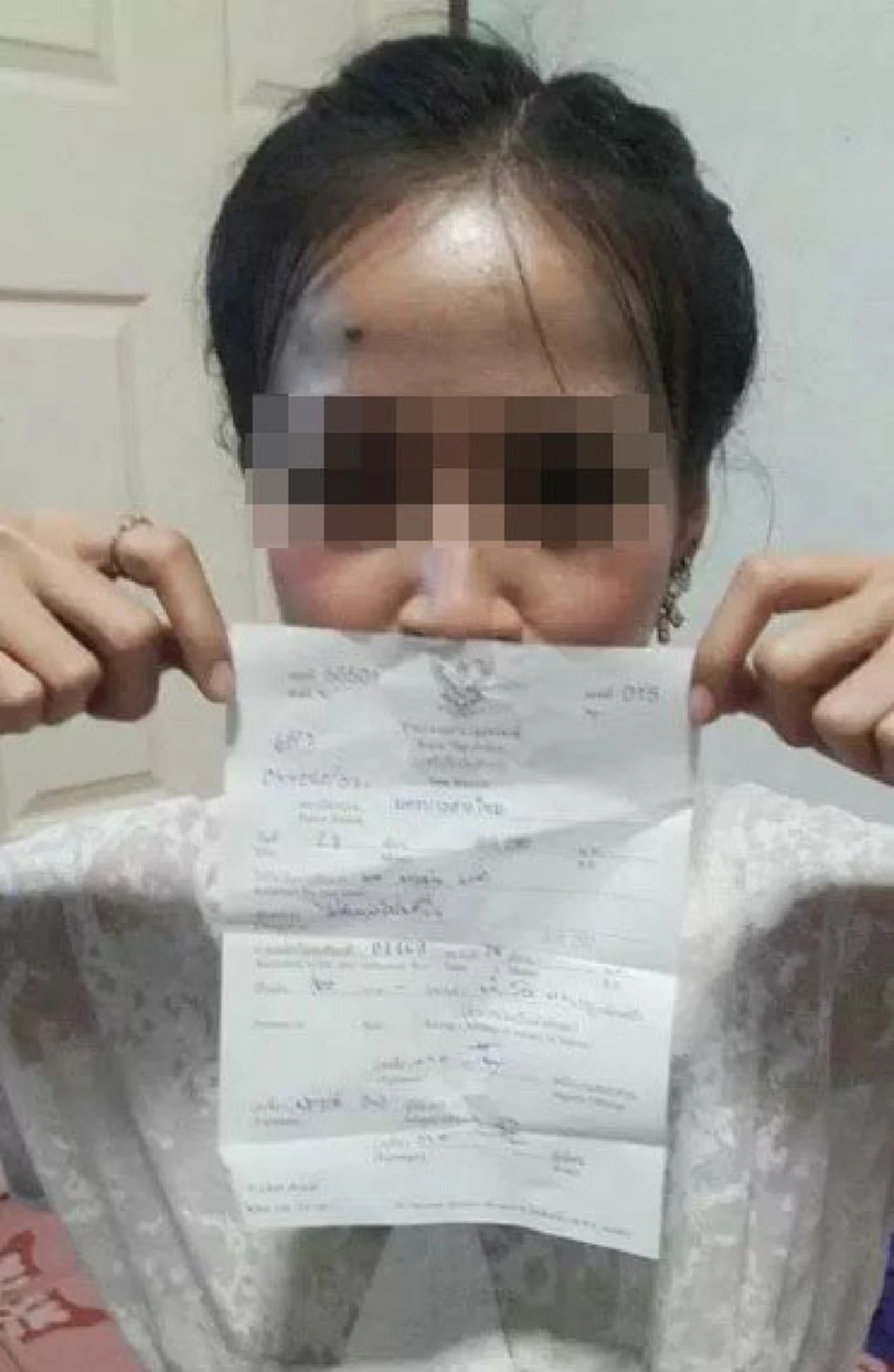 บ้าหรือโง่!? สาวโพสต์อวดผัว หลังเคลียร์ใบสั่งให้เมีย จากค่าปรับ 1000 เหลือ 100 ก่อนโดนชาวเน็ตถล่มเละ นี่มันฆ่าตัวตาย ชัดๆ!!