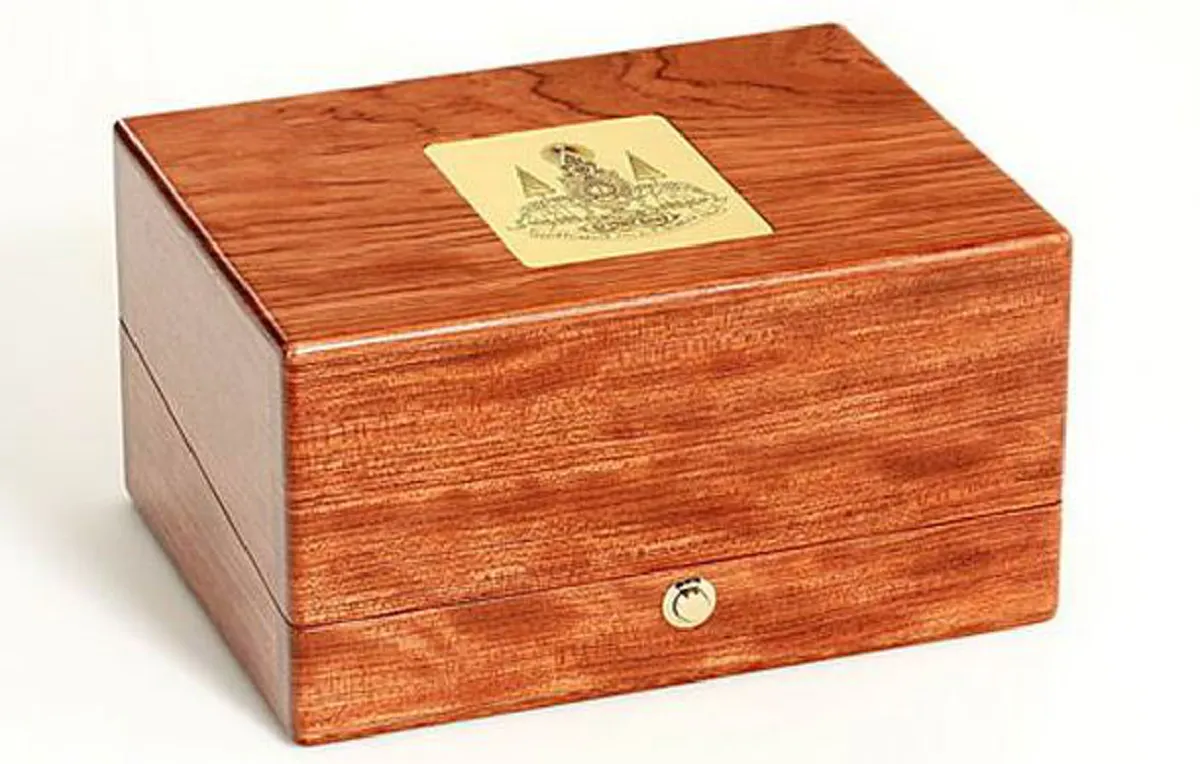 "กล้องฉลองสิริราชสมบัติ 50 ปี" ที่หลายคน ยังไม่เคยเห็น...