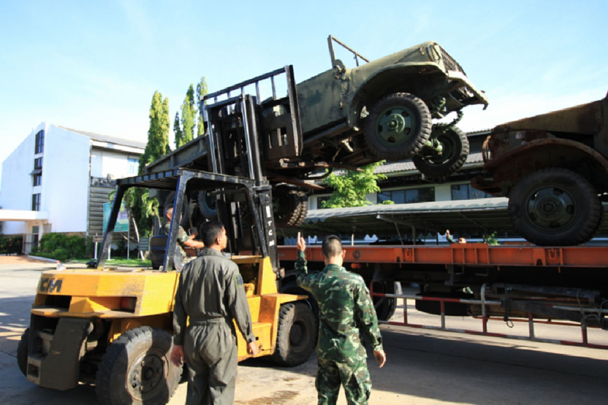 ตื่นตระหนกกันทั้งบ้านทั้งเมือง!!!...ทบ.เคลื่อนยุทโธปกรณ์ แต่พอรู้ความจริง หายตกใจเลย(รายละเอียด)