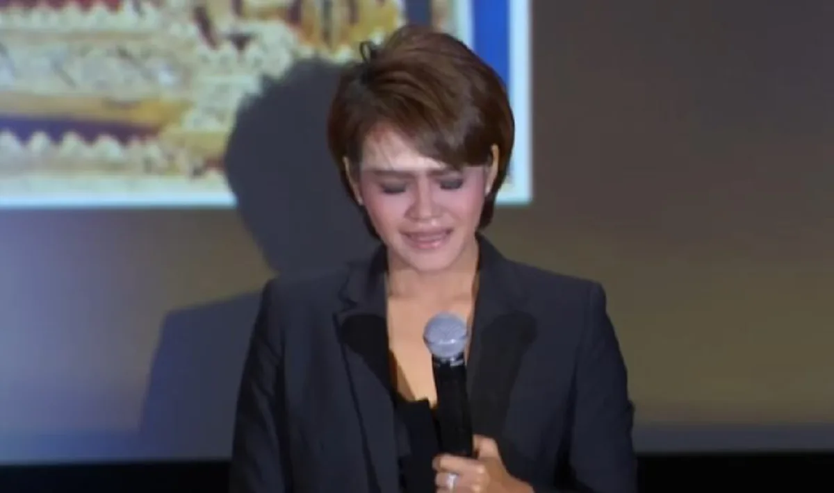 อ้าปาก ร้องซี๊ด!! เปิดตัวเลขค่าจ้าง "เบส-อรพิมพ์" นักพูดเพื่อพ่อ และความพอเพียง ไม่กี่ชั่วโมง ฟาดเป็นแสน ทำชาวเน็ตลุกฮือ คอมเม้นถล่มเละ!!