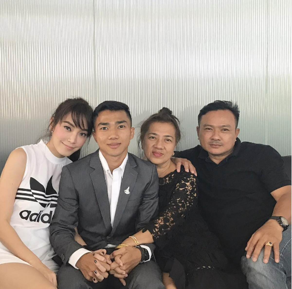 พร้อมแต่งแล้ว!!! "เมย์-พิชญ์นาฎ" ประกาศ "เมสซีเจ" คือคนที่ใช่ที่สุด ลั่นเราพร้อมแต่งงานและรอมานานแล้ว!!!