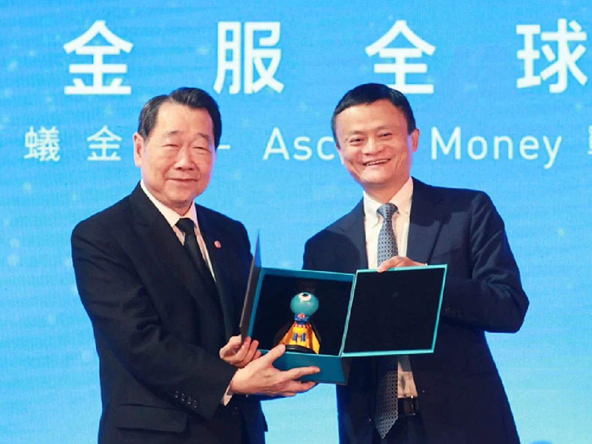 ขอให้มั่นใจ!!! รองนายกฯสมคิด ยืนยัน "ซีพี" จับมือ "อาลีบาบา" ไม่ผูกขาด ลั่นต้องไว้ใจคนทำงาน อย่ากลัวกันไปก่อน