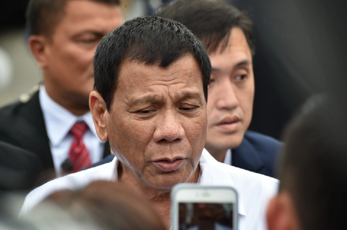 เทิดทูนสุดหัวใจ !!!  ปธน.ดูเตอร์เตร่วมถวายอาลัย "ในหลวง รัชกาลที่ 9" ย้ำทรงเป็นแบบอย่างความดีงามแก่อารยชนทั่วโลก