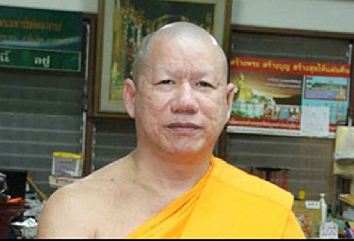 เตรียมชี้ชะตา!!! อัยการเลื่อนสั่งคดี หลวงพี่แป๊ะ เลี่ยงภาษีรถเบนซ์หรูโบราณ นัดอีกครั้ง 30 ธ.ค.
