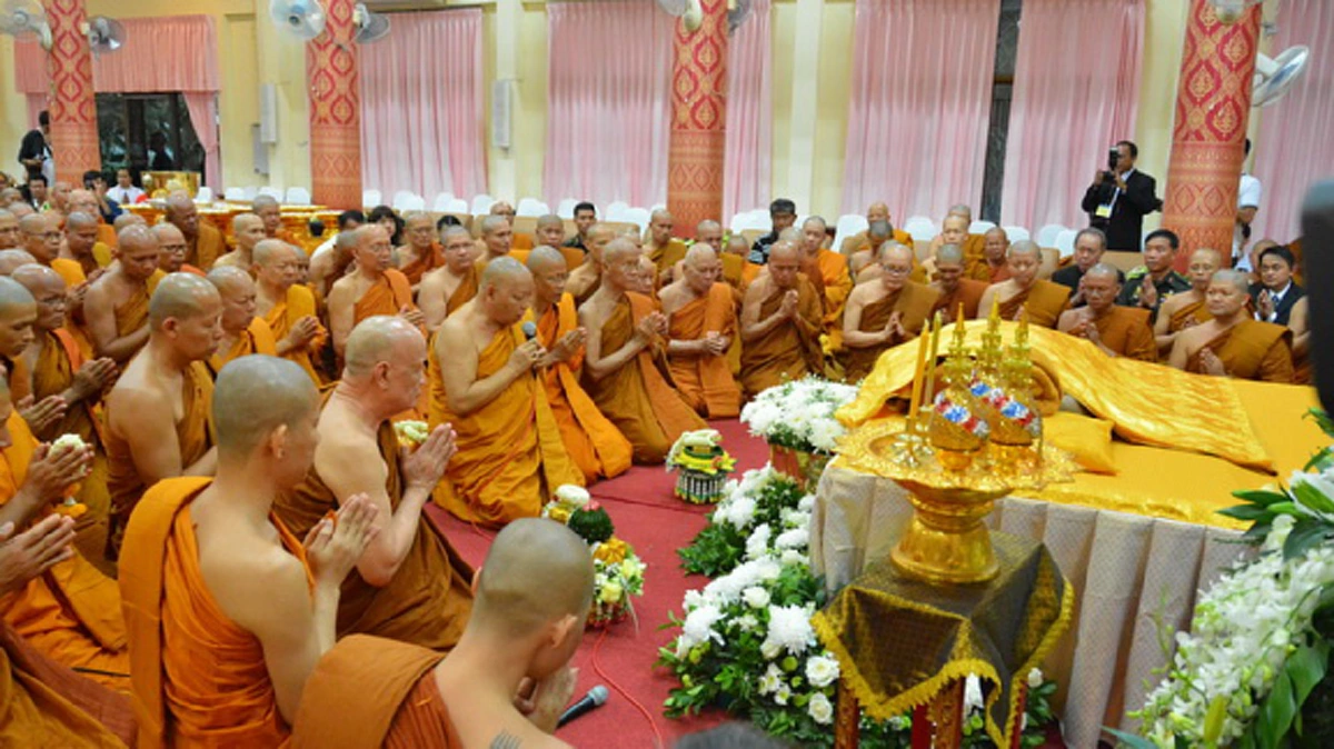 สาธุๆๆ..มีเกิดมีดับ!! เปิดดวงตาแห่งธรรม"หลวงปู่จันทน์ศรี"อนุญาตเตรียมหีบไม้โหลงเหลงบรรจุสรีระสังขารไว้ล่วงหน้าหลายปีแล้ว