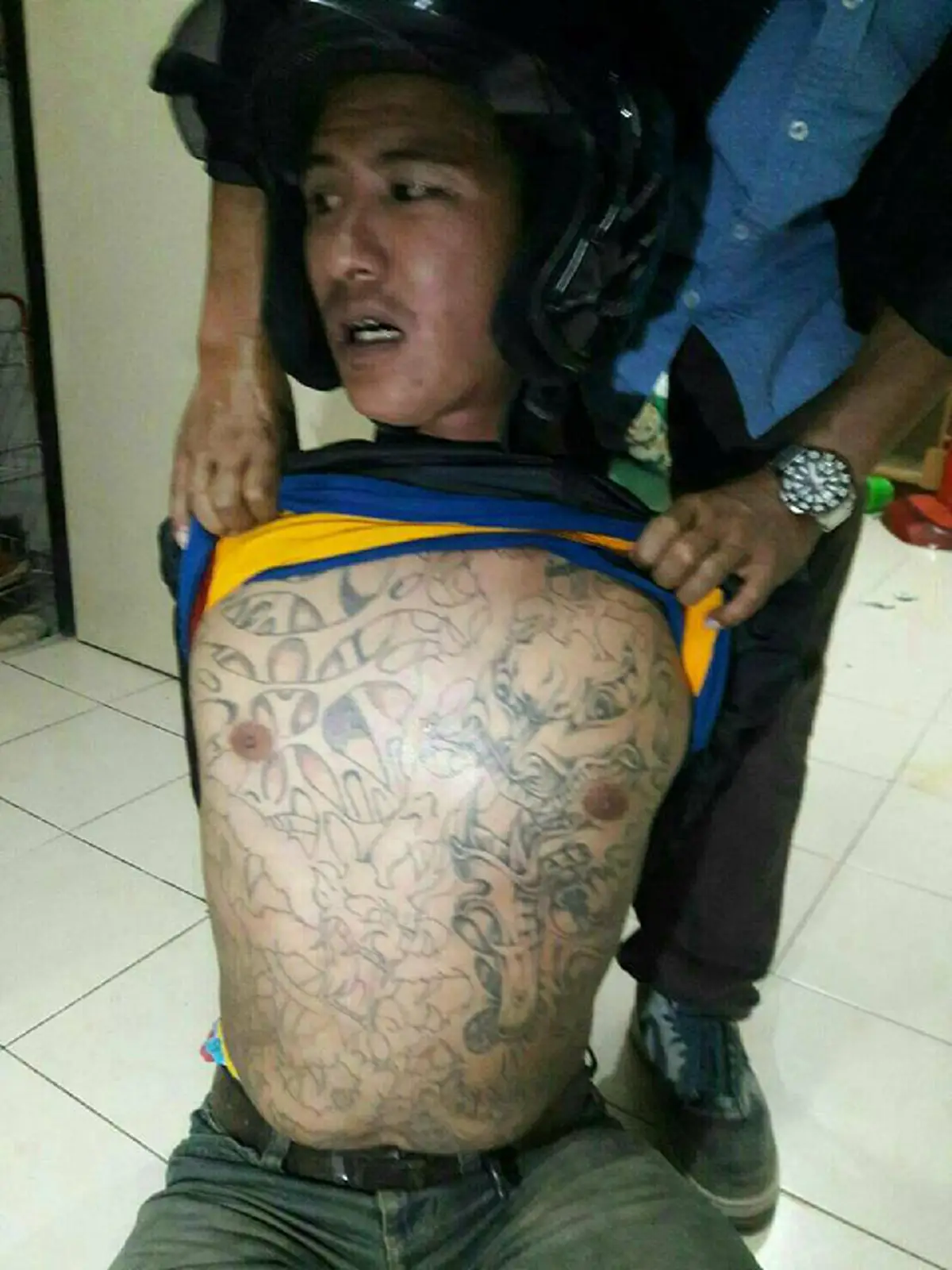 ไม่สะทกสะท้าน !! ศาลอาญารัชดา นัดสอบคำให้การ 2 จำเลย ร่วมกันฆ่าชิงทรัพย์โทรศัพท์ไอโฟนบัณฑิต มศว. จนเสียชีวิต (รายละเอียด)
