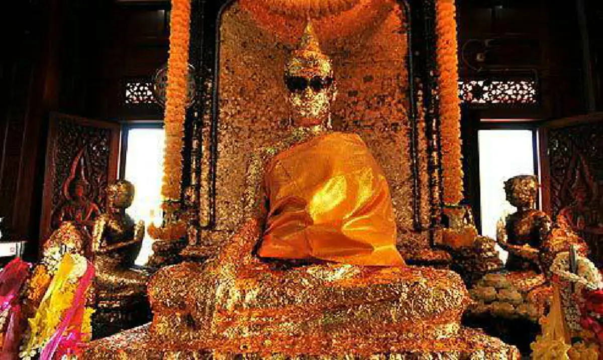 กราบสาธุๆ!!! เปิดตำนาน"หลวงปู่แว่นดำศักดิ์สิทธิ์"วัดโกรกกรากลุ่มน้ำท่าจีนอันลือลั่น(พระบาทสมเด็จพระจุลจอมเกล้าเจ้าอยู่หัว)ยังทรงเสด็จมา ??