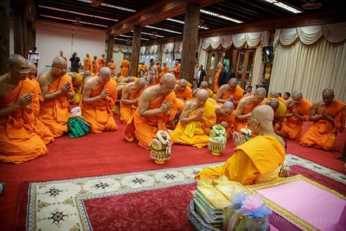 ปกป้อง-ลุกฮือ???...พระธรรมกาย โพสต์ปลุก คณะสงฆ์แห่ทำสามีจิกรรม"สมเด็จช่วง" ถึงวัดปากน้ำฯ