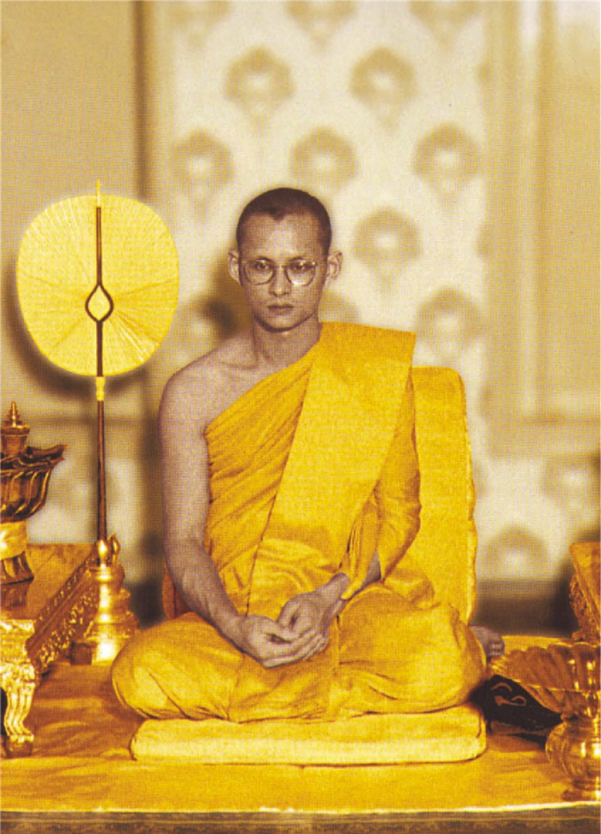 บทพระราชปุจฉาของ ในหลวงรัชกาลที่ ๙ ตรัสถามหลวงปู่ฝั้น อันแสดงถึงความห่วงใยต่อประสพนิกรของพระองค์