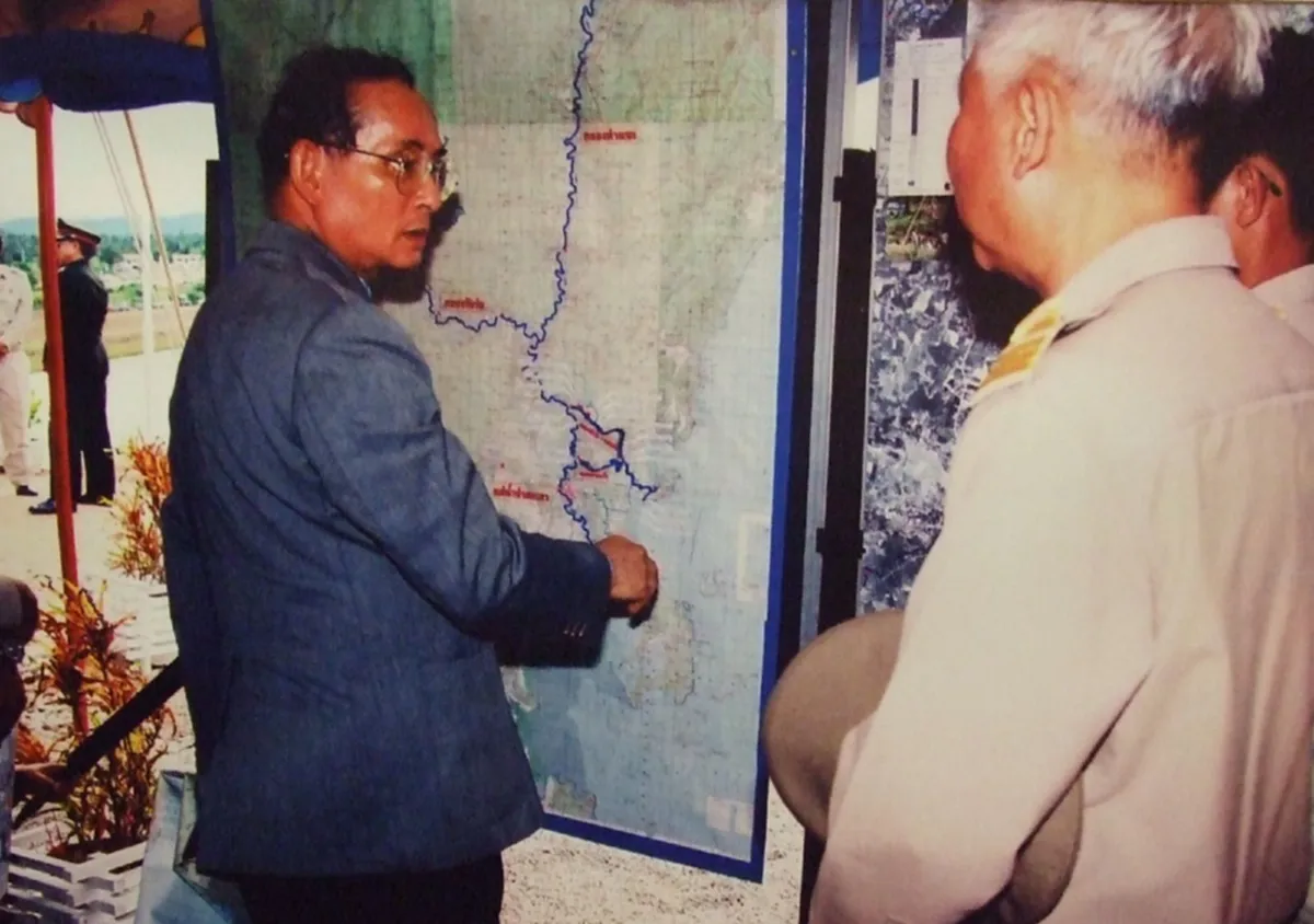 จากอ.หาดใหญ่ ถึง เมืองชุมพร พระมหากรุณาธิคุณในหลวง ร.๙ ที่ซาบซึ้งมาถึงทุกวันนี้ ทำไมน้ำถึงไม่ท่วม นี้แหละอัจฉริยภาพของพระองค์