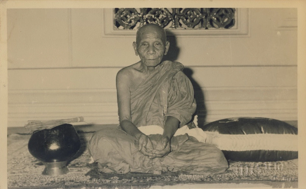 สาธุ! ขากระบอกไม้ไผ่ ของ"พ่อท่านคล้าย ผู้มีวาจาสิทธิ์"..แสดงอภินิหารจากบารมีพ่อท่านคล้าย อยู่หลายครั้ง