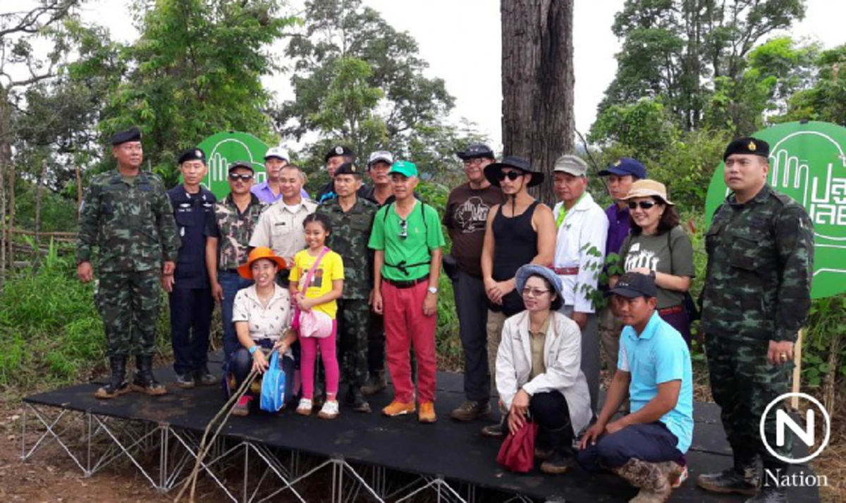 เป็นคนจริงต้องทำอะไรจริงจัง โจอี้บอย นำทีม น่าน-กลุ่มปลูกป่า ร่วมปลูกป่าระยะกว่า 3 กม. แก้ปัญหาป่าหัวโล้น 