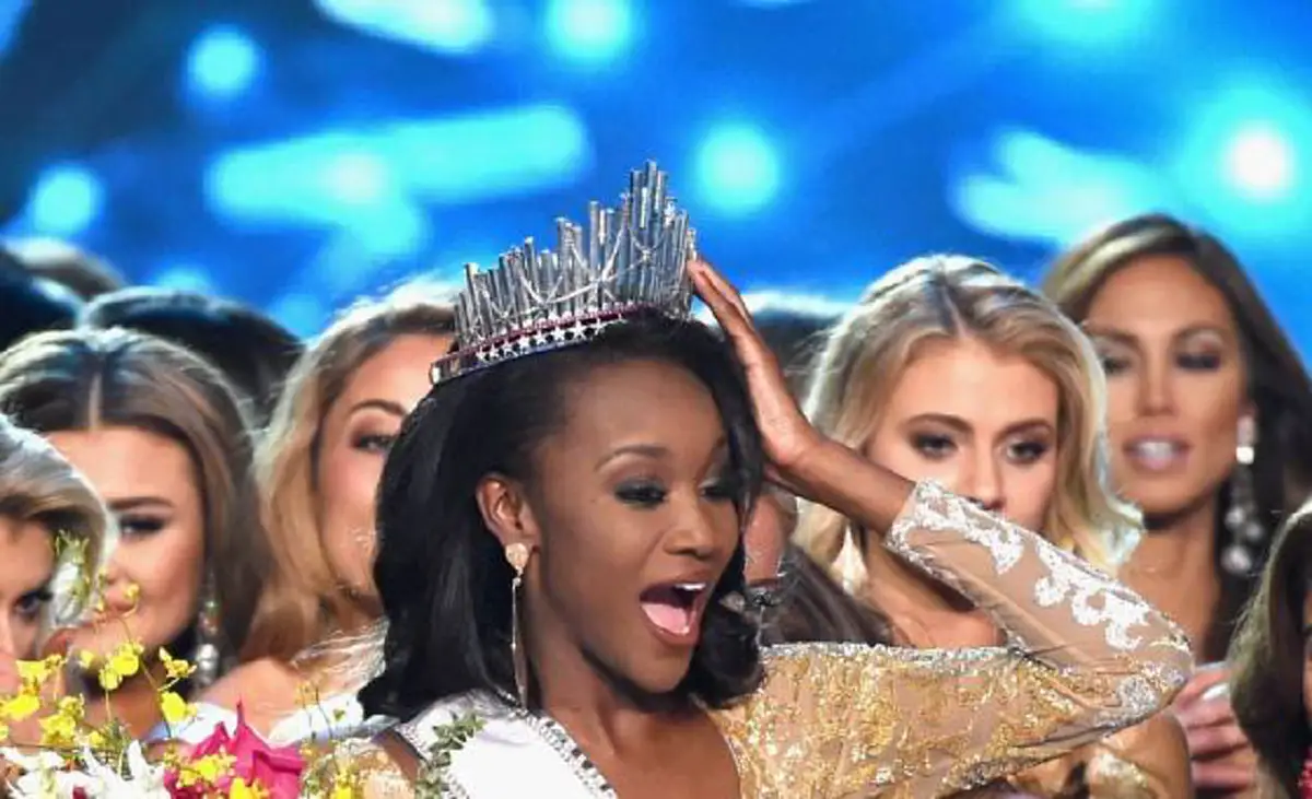 รู้จัก "เดสฮอนา บาร์เบอร์" นางงามสหรัฐอเมริกา (Miss USA) อีก 1 ม้ามืดที่มีโอกาศปราบ "น้องน้ำตาล ชลิตา"