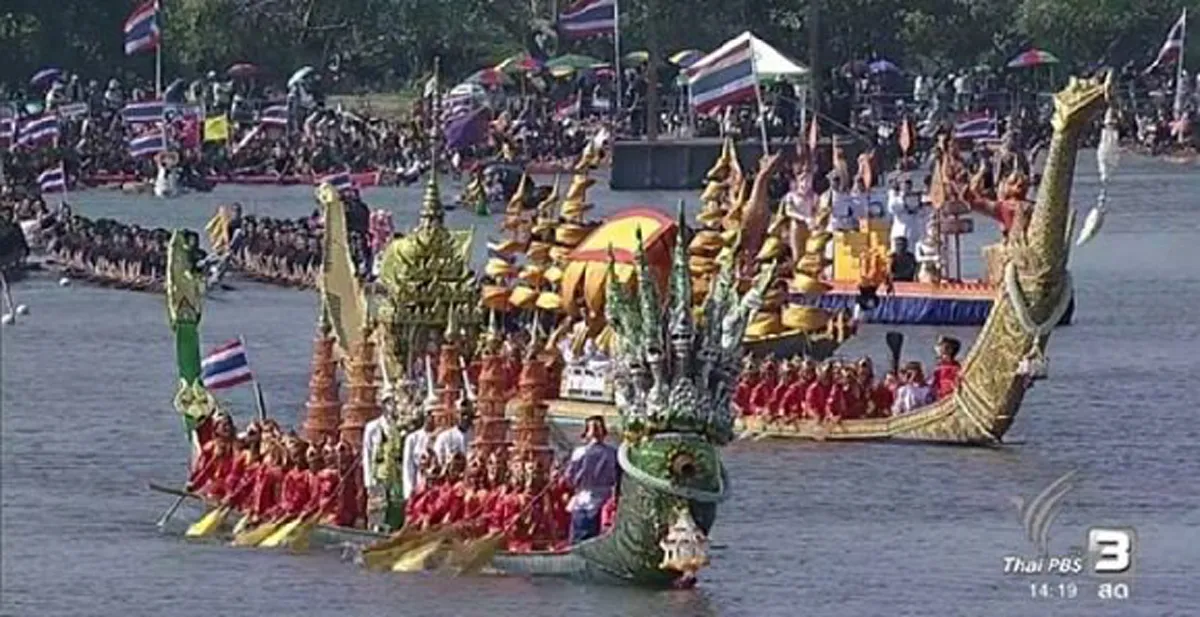 ภาพประวัติศาสตร์!!! "เรือยาวร่วมใจถวายพ่อหลวง" ณ อ่างเก็บน้ำเขาเต่าอันเนื่องมาจากพระราชดำริ จาก 402 สนามทั่วเมืองไทย
