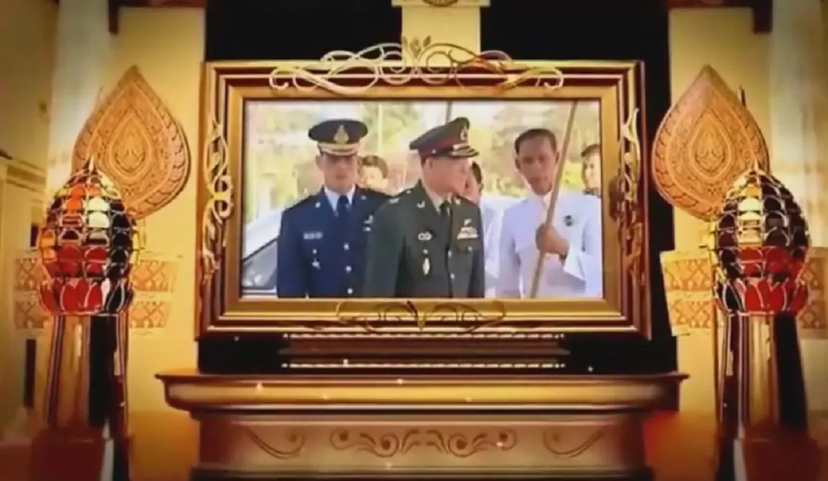 สวยงามมาก!! ไตเติ้ล "ข่าวในพระราชสำนัก" เวอร์ชั่นใหม่ของช่อง 3 ประกอบเพลง มาร์ช ทหารราชวัลลภรักษาพระองค์ เล่าเรื่องของ "พระราชวงศ์จักรี"