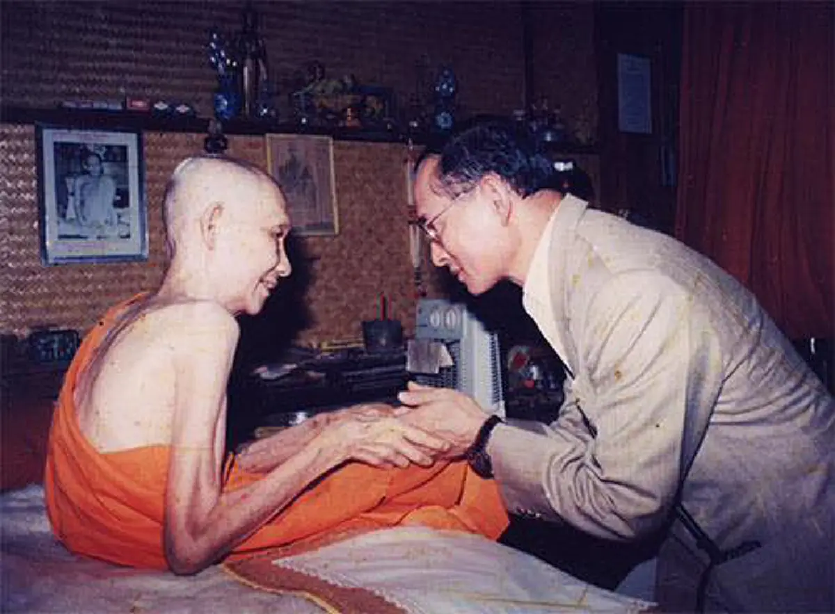 ในหลวงร.9 กับพระอริยเจ้า..."พระราชปุจฉา กับ หลวงพ่อเกษม เขมโก" การจะปฏิบัติธรรมเป็นระยะเวลาสั้นๆ เป็นตอนๆ ปฏิบัติอย่างนี้ จะมีผลสำเร็จไหม?